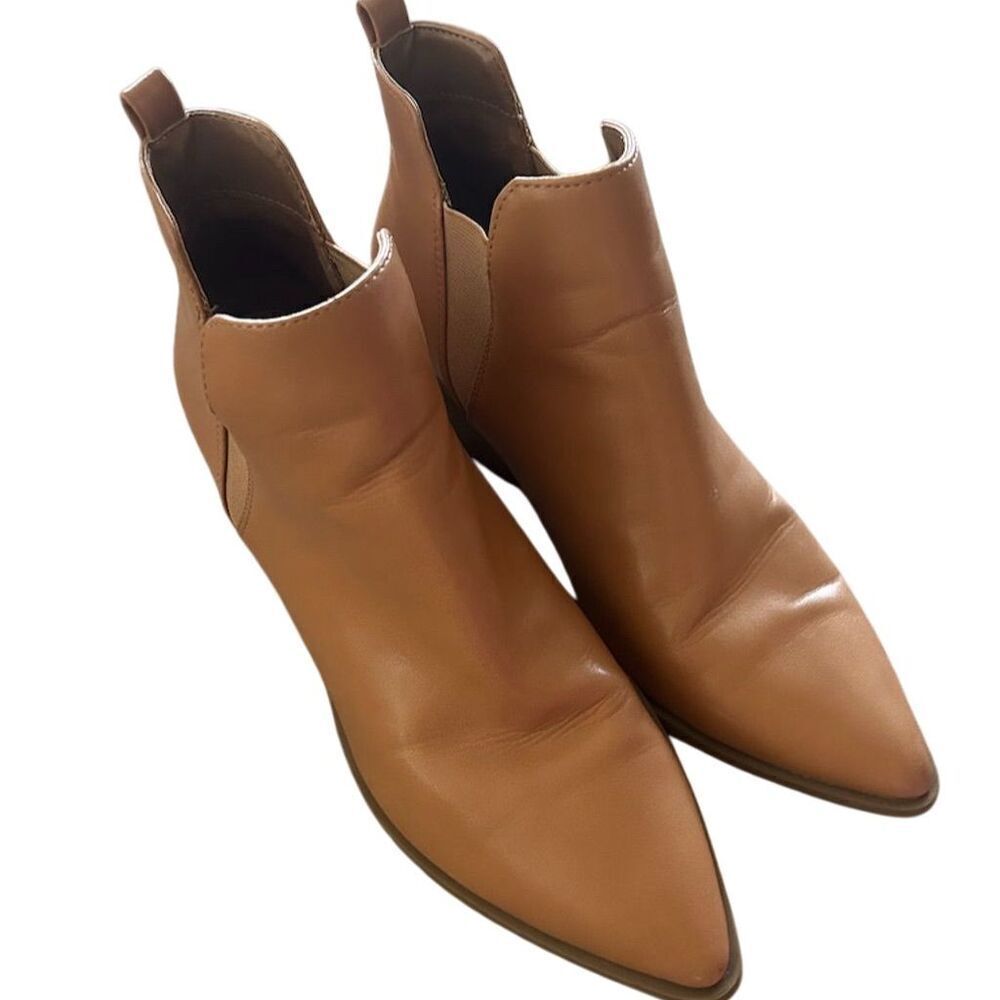 Universal Thread Women's Western Ankle Boots Beige Size 9.5